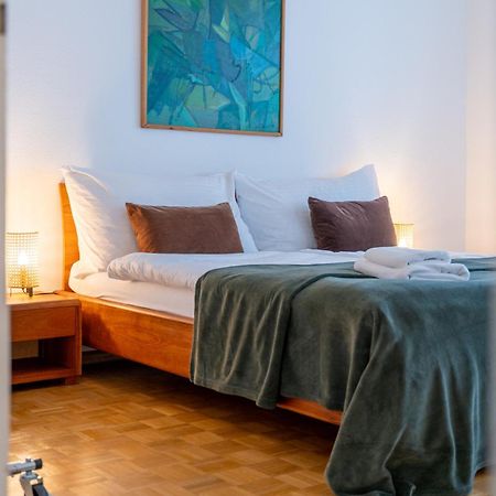 Gemuetliche Grosse Wohnung Naehe Uni Basilea Exterior foto