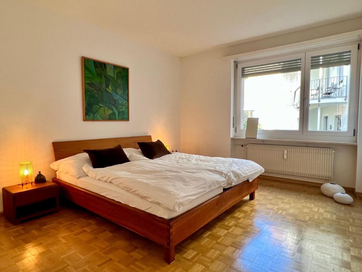 Gemuetliche Grosse Wohnung Naehe Uni Basilea Exterior foto