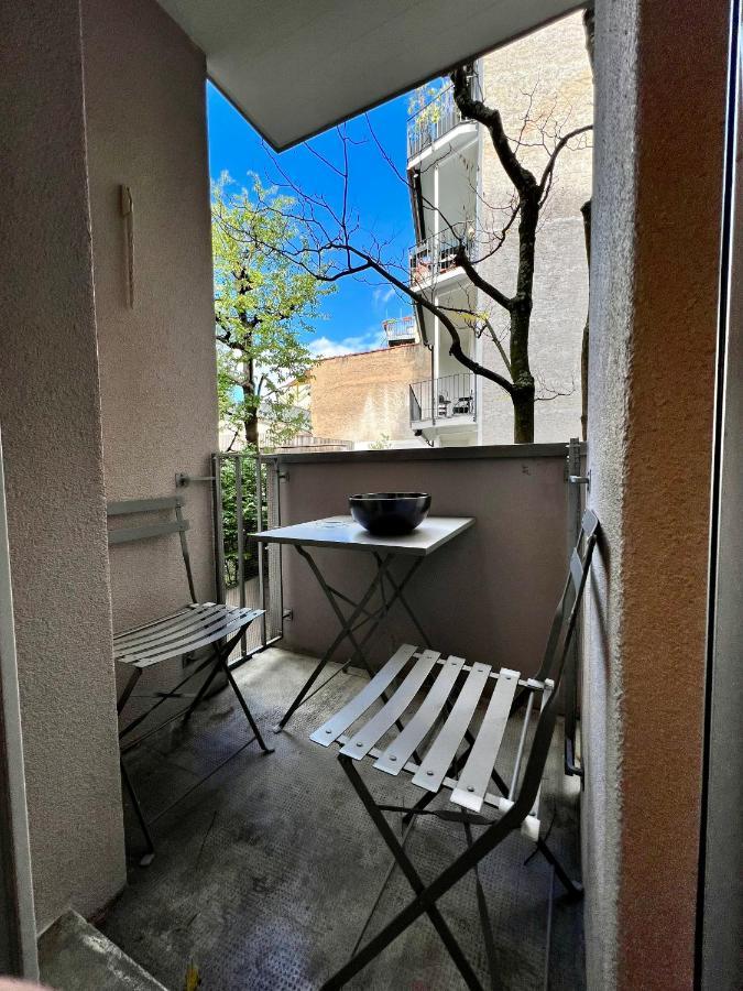 Gemuetliche Grosse Wohnung Naehe Uni Basilea Exterior foto