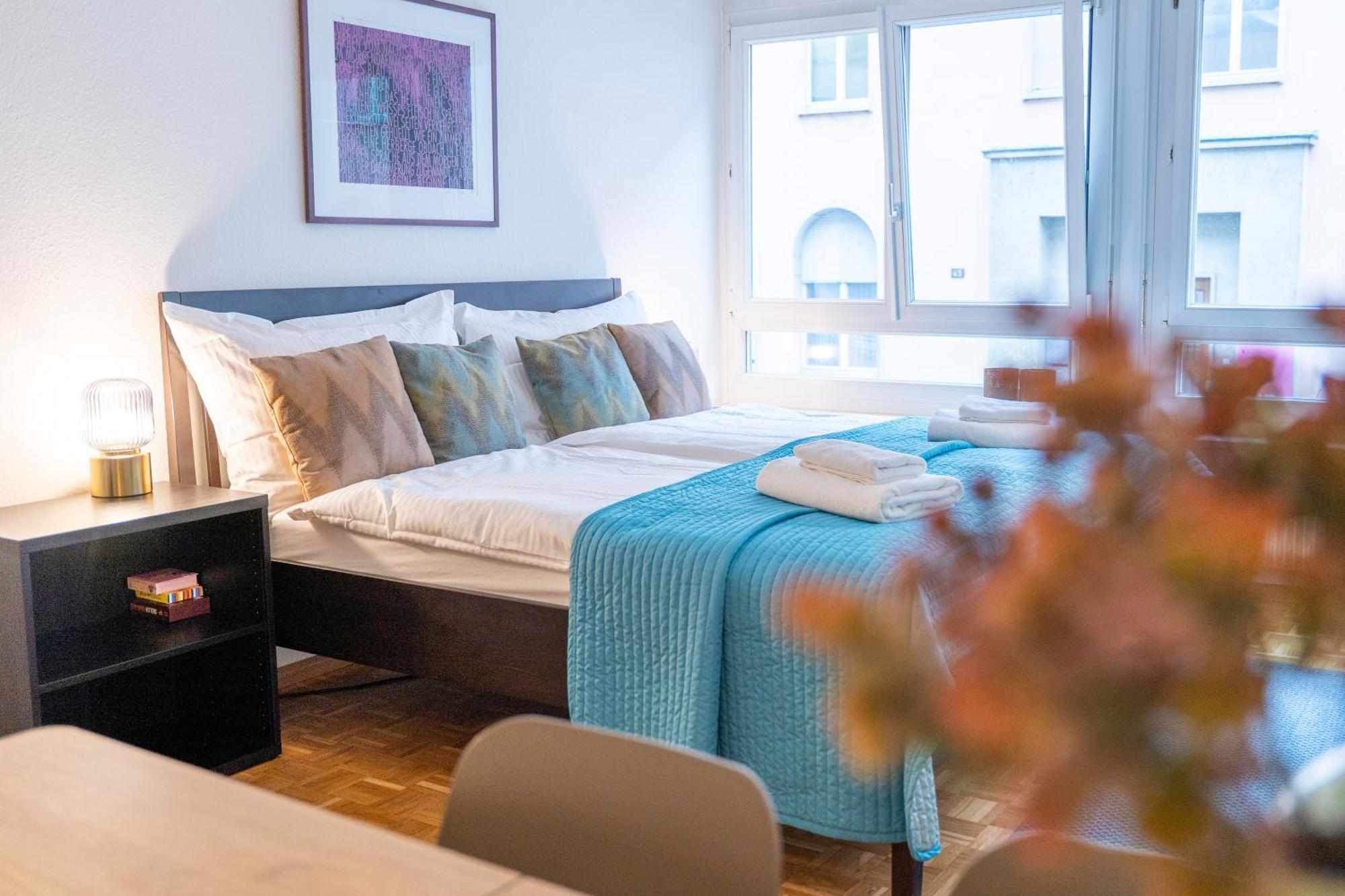 Gemuetliche Grosse Wohnung Naehe Uni Basilea Exterior foto